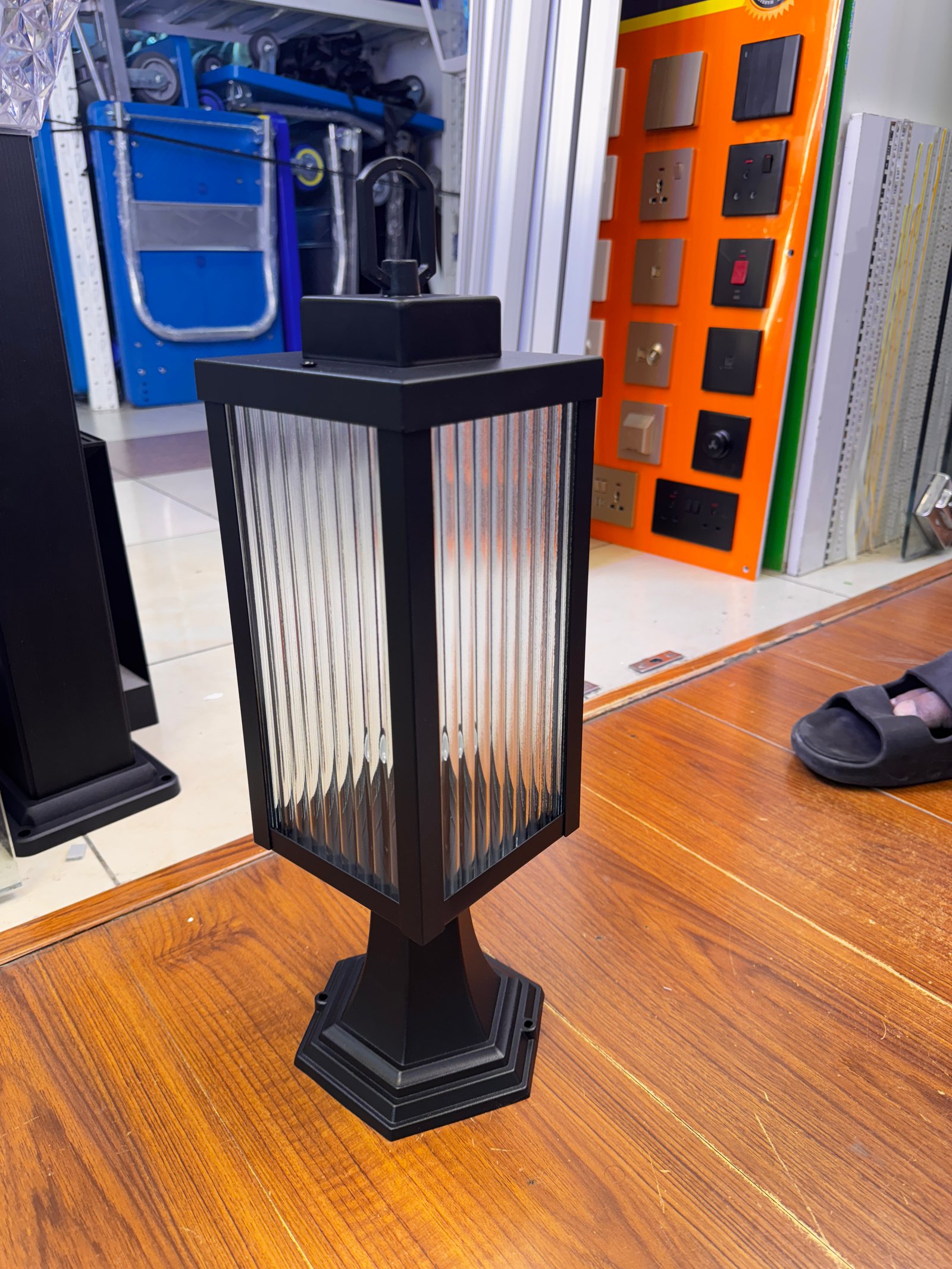 E27 LAMP OUTDOOR STAND view 3